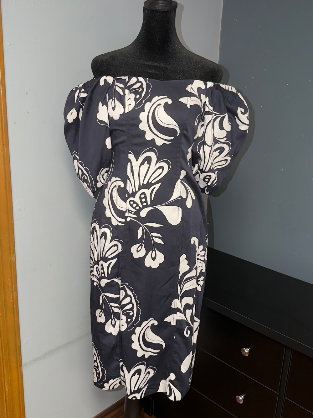 Ann Taylor Navy and White One-Shoulder Puff Sleeve Dress